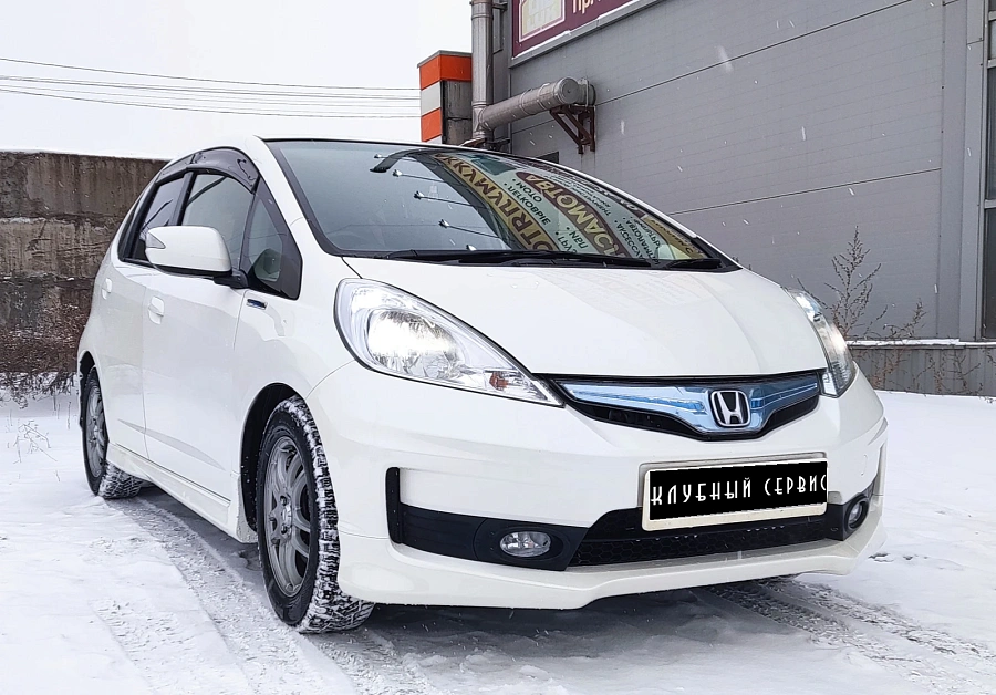Honda Fit, 2012г., передний привод, вариатор