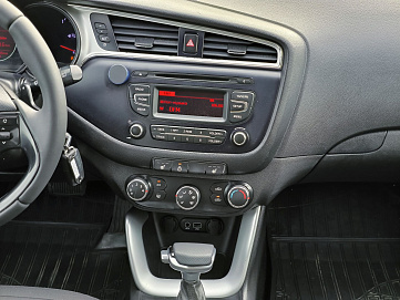 Kia , 2017г., передний привод, автомат