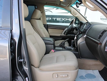 Toyota Land Cruiser, 2010г, полный привод, автомат