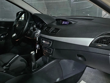 Renault Fluence, 2012г, передний привод, механика
