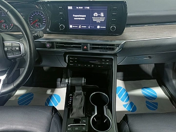 Kia K5, 2021г, передний привод, автомат