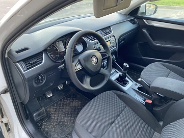 Skoda Octavia, 2014г, передний привод, механика