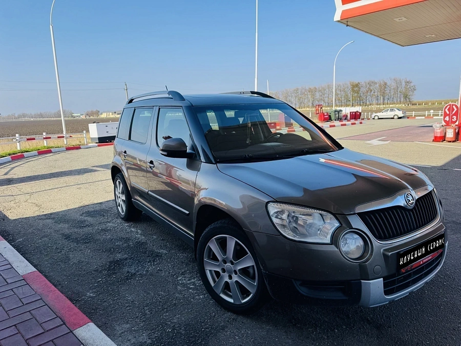 Skoda Yeti, 2011г., полный привод, робот