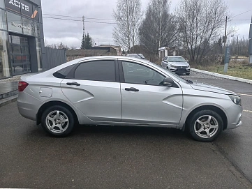 Lada (ВАЗ) Vesta, 2016г, передний привод, механика