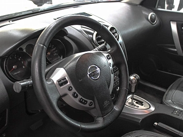 Nissan Qashqai, 2008г, передний привод, вариатор