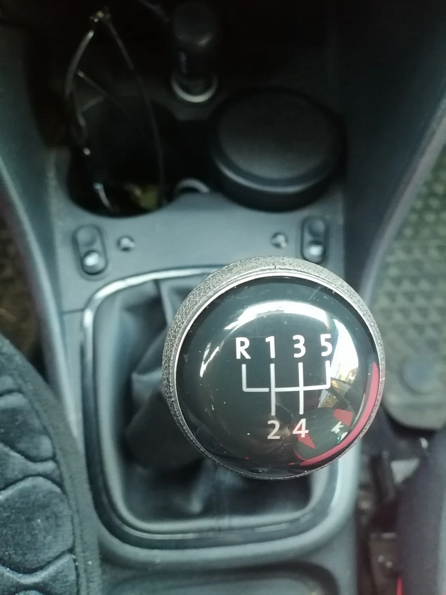 Volkswagen Polo, 2018г., передний привод, механика