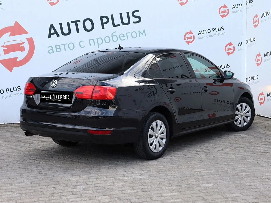 Volkswagen Jetta, 2013г., передний привод, автомат