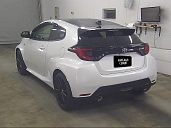 Toyota Yaris, 2021г., передний привод, вариатор