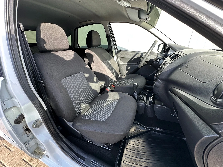 Lada (ВАЗ) Granta, 2019г., передний привод, механика