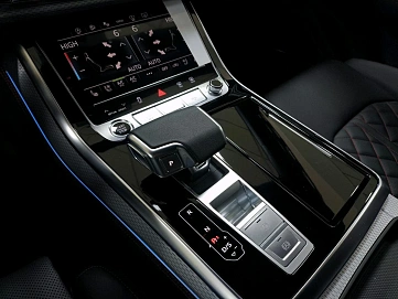 Audi Q8, 2025г, полный привод, автомат