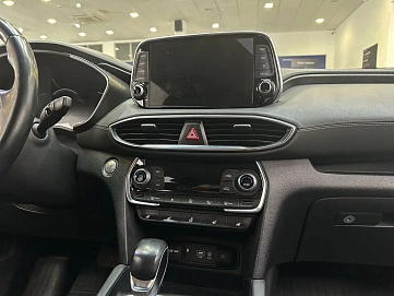 Hyundai Santa Fe, 2019г, полный привод, автомат
