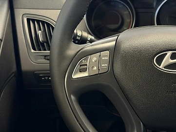 Hyundai ix35, 2014г., передний привод, автомат