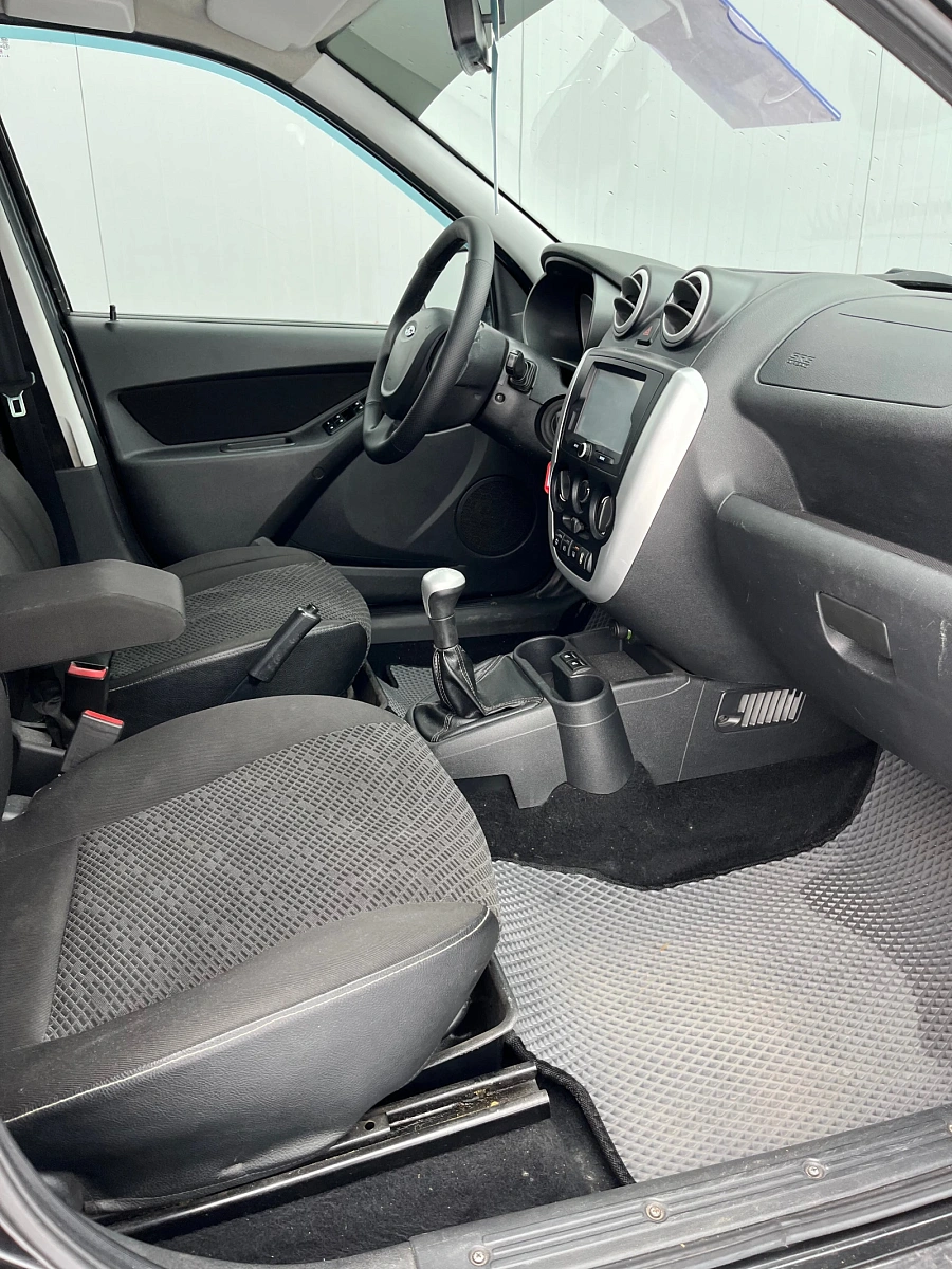 Lada (ВАЗ) Granta, 2014г., передний привод, механика