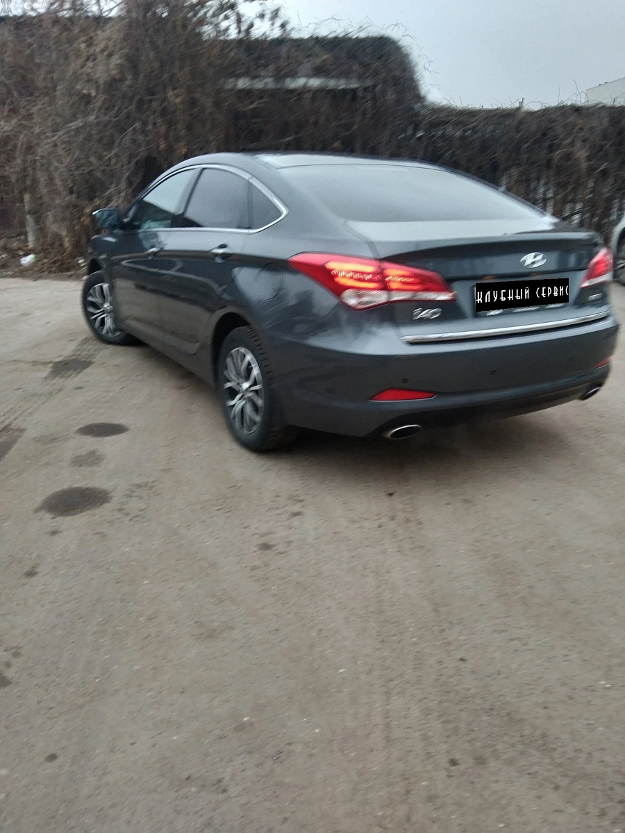 Hyundai i40, 2016г., передний привод, автомат