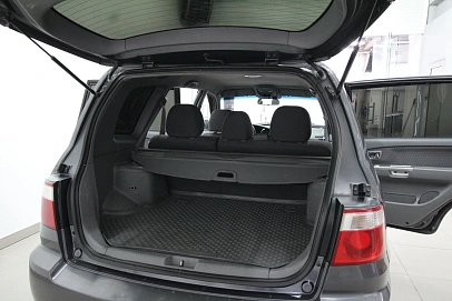 Kia Carens, 2006г, передний привод, автомат