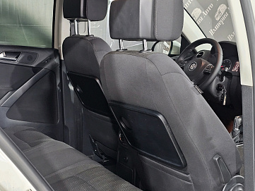 Volkswagen Tiguan, 2013г, передний привод, робот