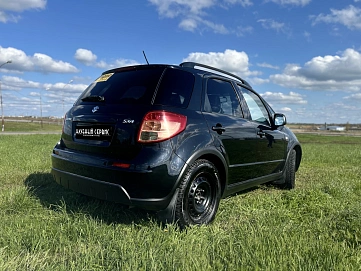Suzuki SX4, 2008г, передний привод, механика