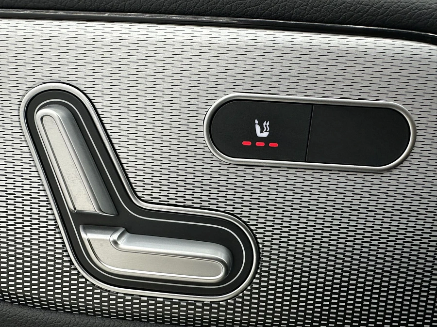 Mercedes-Benz GLB, 2021г., передний привод, робот