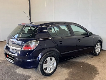 Opel Astra, 2008г, передний привод, механика