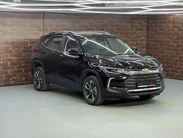 Chevrolet Tracker, 2023г, передний привод, автомат