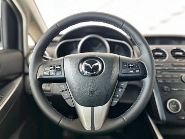 Mazda CX-7, 2011г., передний привод, автомат
