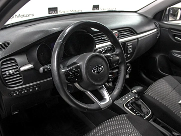 Kia Rio, 2018г, передний привод, автомат