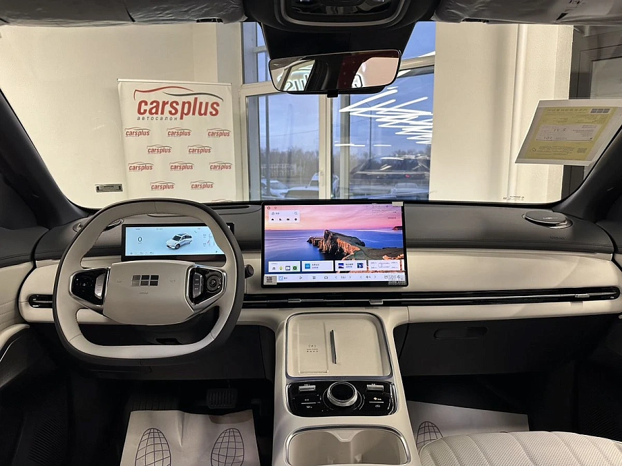 Geely Galaxy Starship 7, 2025г., передний привод, робот