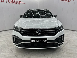 Volkswagen T-Roc, 2021г, передний привод, робот
