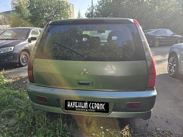 Mitsubishi Lancer, 2006г, передний привод, механика