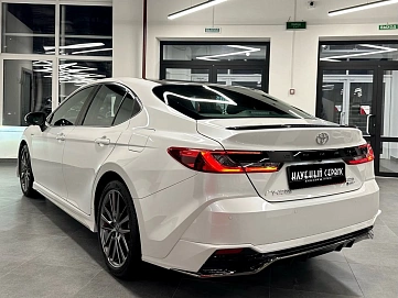 Toyota Camry, 2024г, передний привод, вариатор