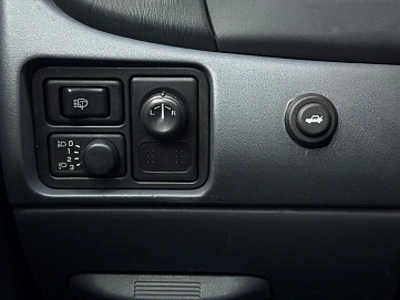 Nissan Almera, 2005г, передний привод, механика