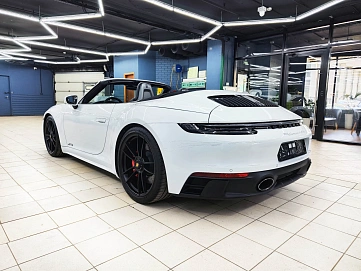 Porsche 911, 2022г, полный привод, робот