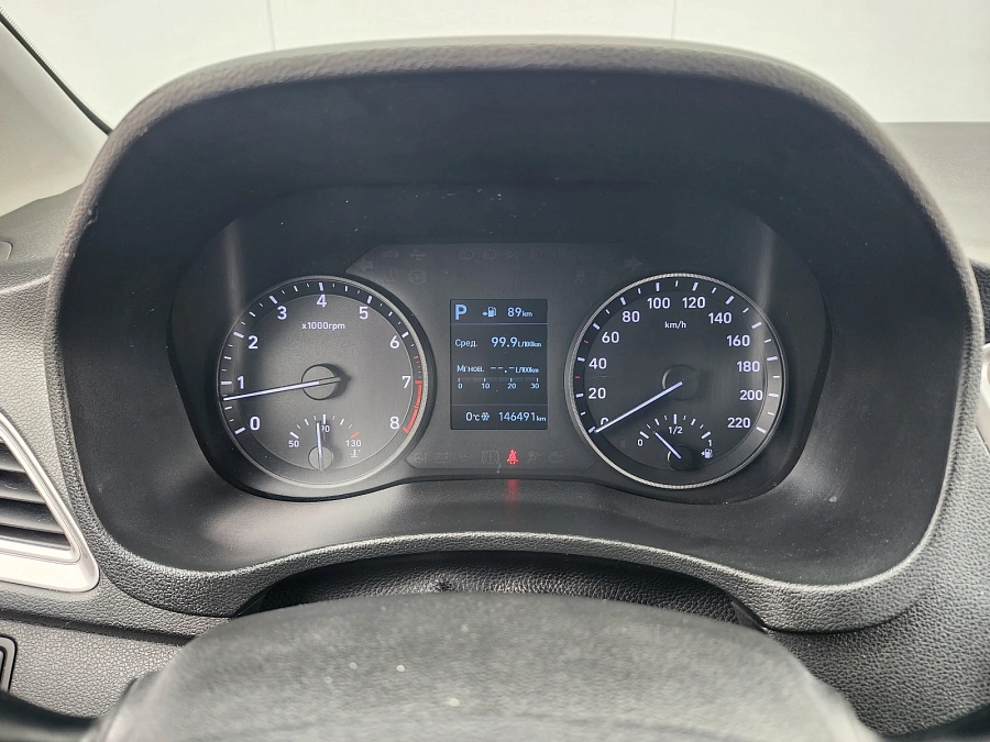 Hyundai Solaris, 2019г., передний привод, автомат