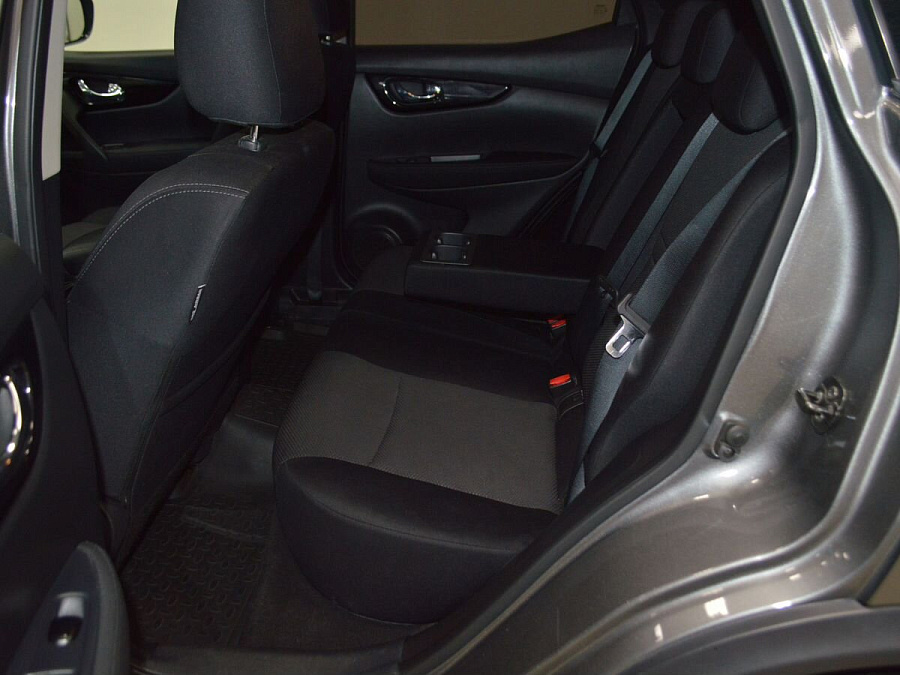 Nissan Qashqai, 2018г., передний привод, вариатор