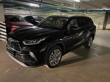 Toyota Highlander, 2025г, полный привод, автомат