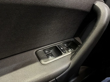 Skoda Yeti, 2013г, передний привод, робот