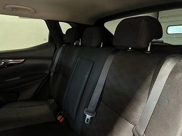 Nissan Qashqai, 2016г, передний привод, вариатор