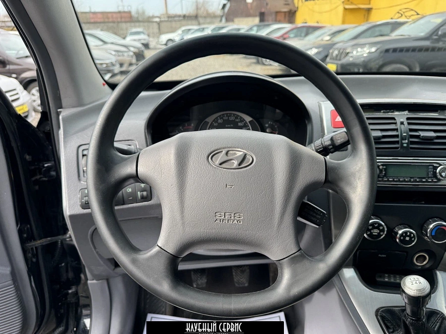 Hyundai Tucson, 2005г., передний привод, автомат