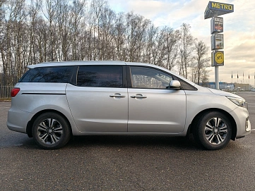Kia Carnival, 2019г, передний привод, автомат