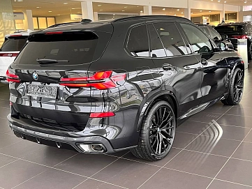 BMW X5, 2024г, полный привод, автомат