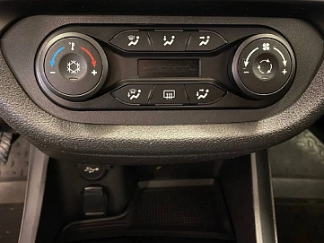 Lada (ВАЗ) Vesta, 2018г, передний привод, механика