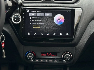 Kia Rio, 2015г, передний привод, механика