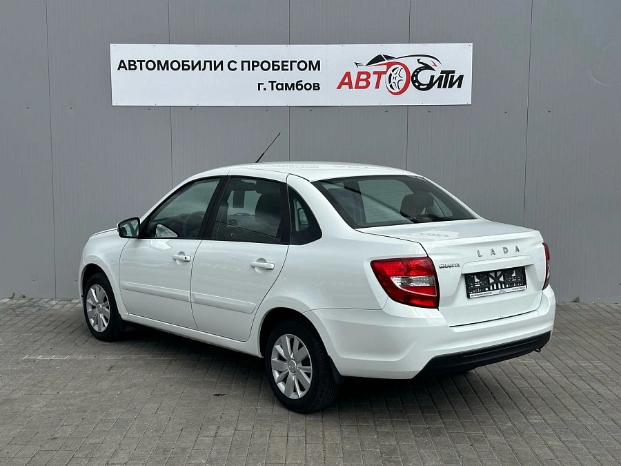 Lada (ВАЗ) Granta, 2019г., передний привод, автомат