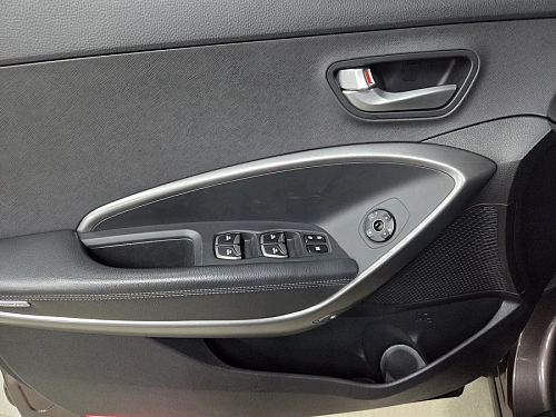 Hyundai Santa Fe, 2012г, полный привод, механика