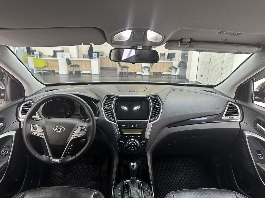 Hyundai Santa Fe, 2012г., полный привод, автомат