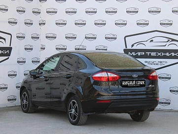 Ford Fiesta, 2016г, передний привод, робот
