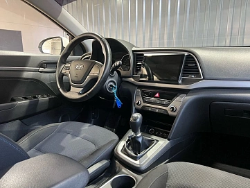 Hyundai Elantra, 2018г, передний привод, механика
