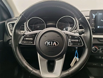 Kia Ceed, 2020г, передний привод, автомат
