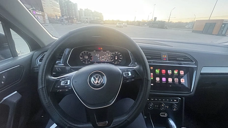 Volkswagen Tiguan, 2017г, полный привод, робот