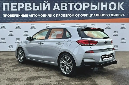 Hyundai Elantra, 2020г, передний привод, автомат